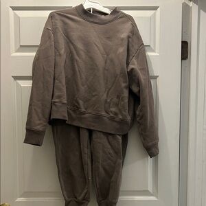 Brown Sweatshirt and Joggers Set